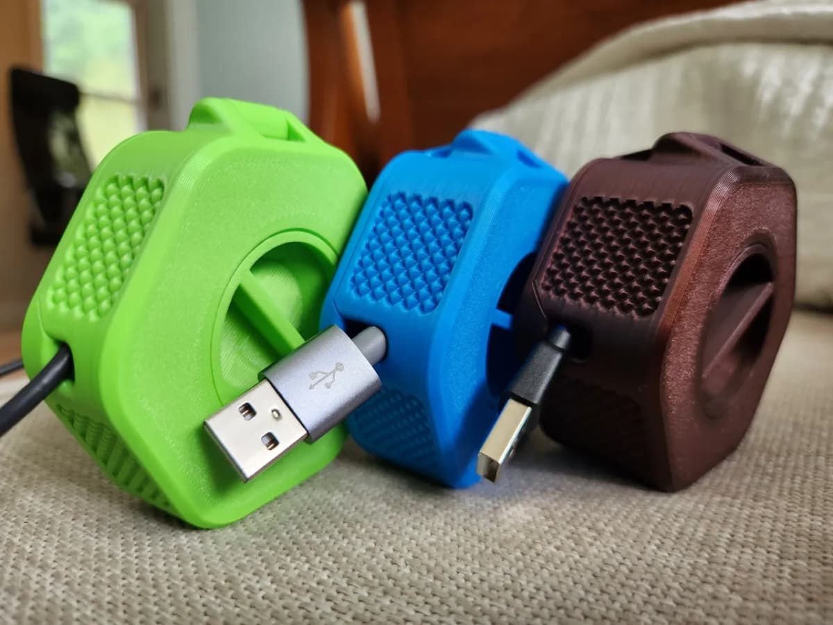 Organizador cabo USB - 4